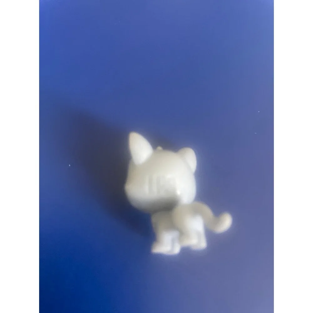 LPS 282‎ Cat Series 2